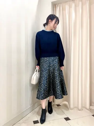 組曲 金井 コーディネート画像