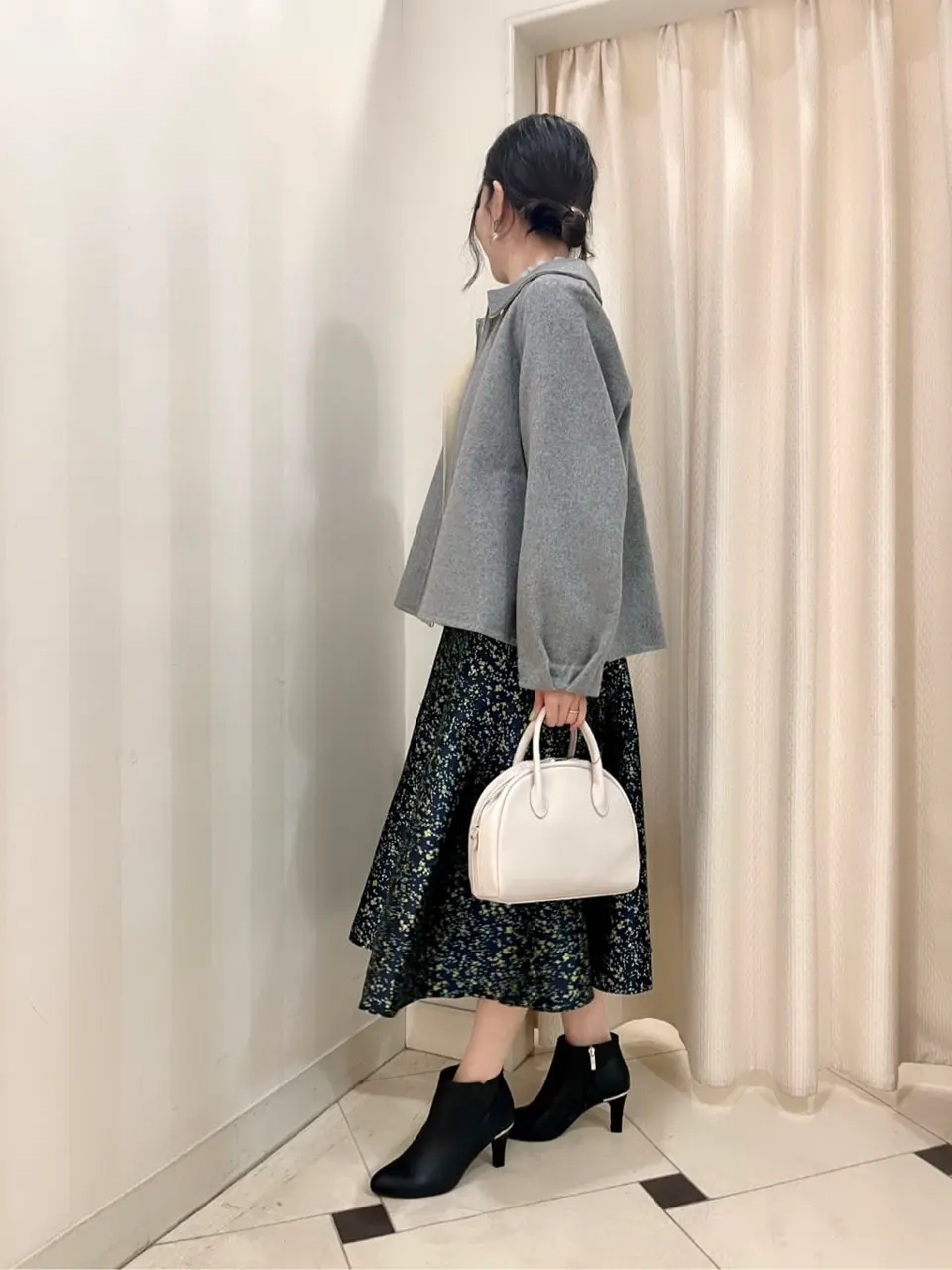 組曲 金井 コーディネート画像