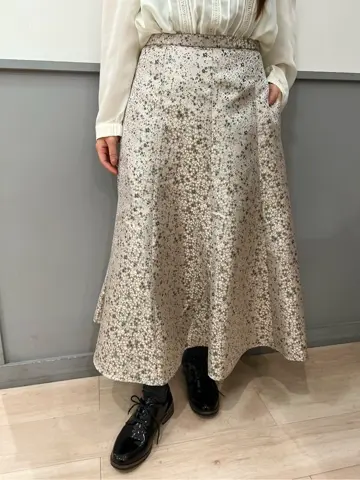 組曲 スタッフ コーディネート画像