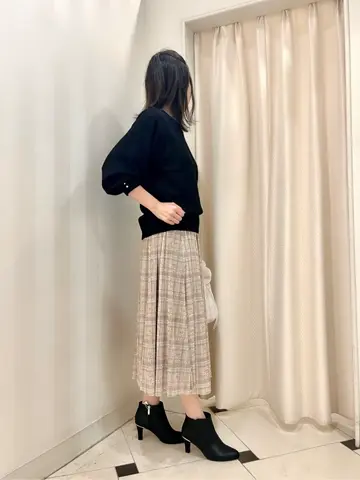 組曲 金井 コーディネート画像