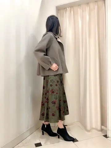 組曲 金井 コーディネート画像