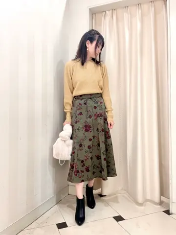 組曲 金井 コーディネート画像