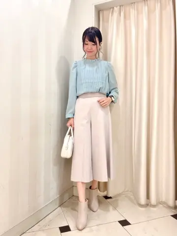 組曲 金井 コーディネート画像