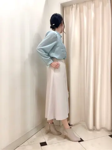 組曲 金井 コーディネート画像