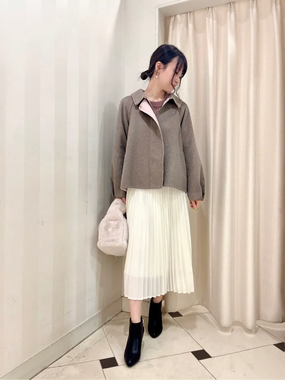 組曲 金井 コーディネート画像