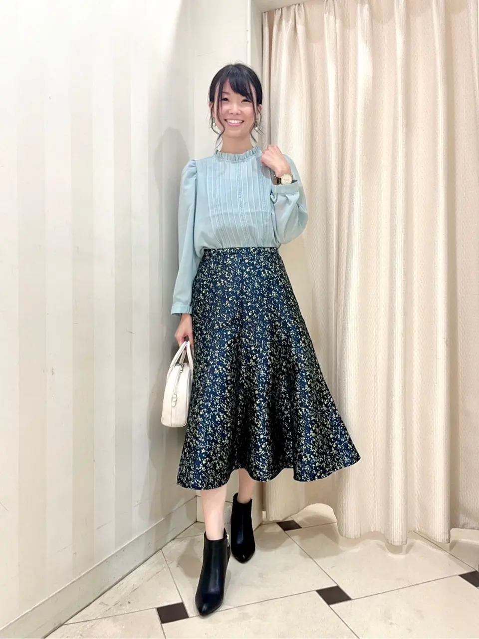 組曲 金井 コーディネート画像