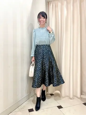 組曲 金井 コーディネート画像