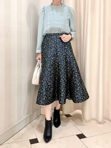 組曲 金井 コーディネート画像