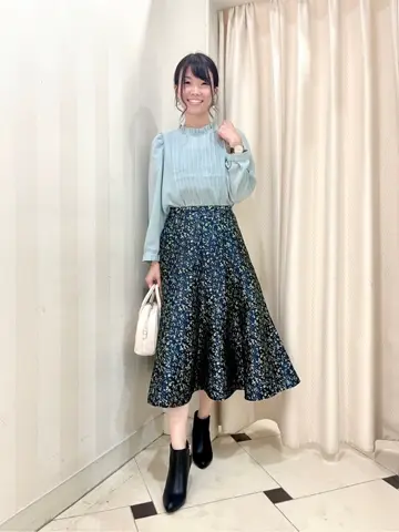 組曲 金井 コーディネート画像