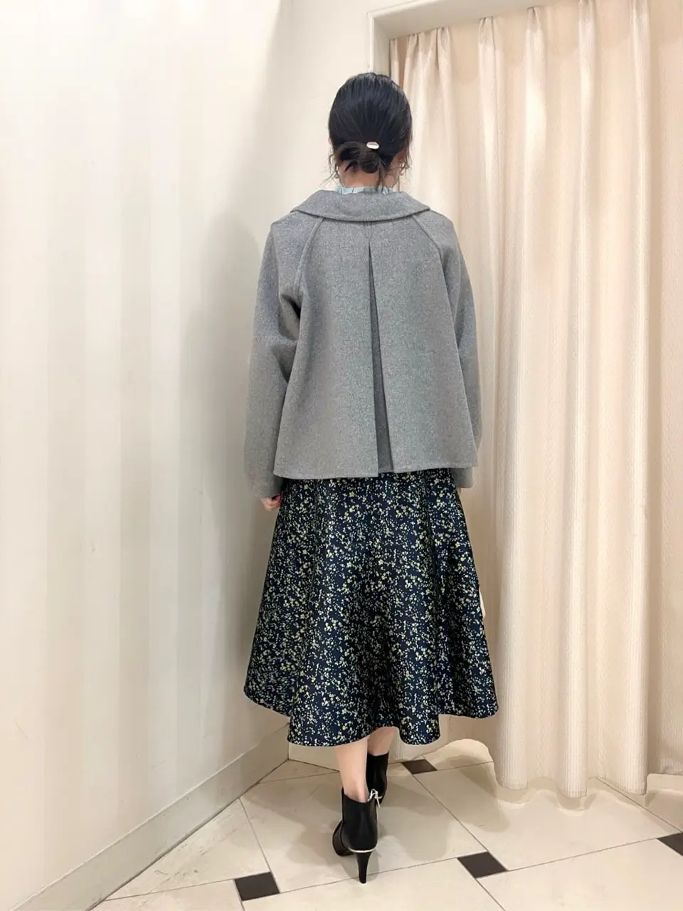 組曲 金井 コーディネート画像