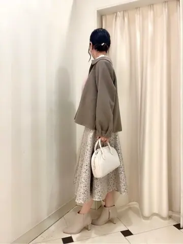 組曲 金井 コーディネート画像