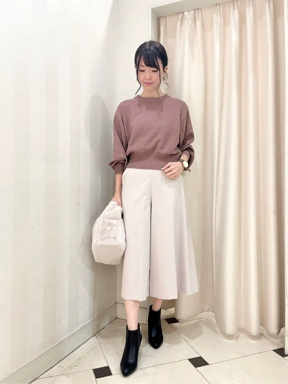 組曲 金井 コーディネート画像