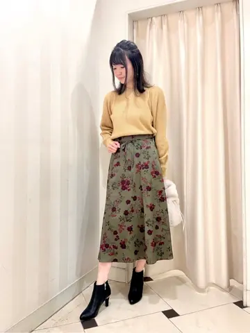 組曲 金井 コーディネート画像