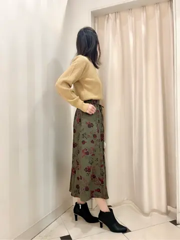 組曲 金井 コーディネート画像