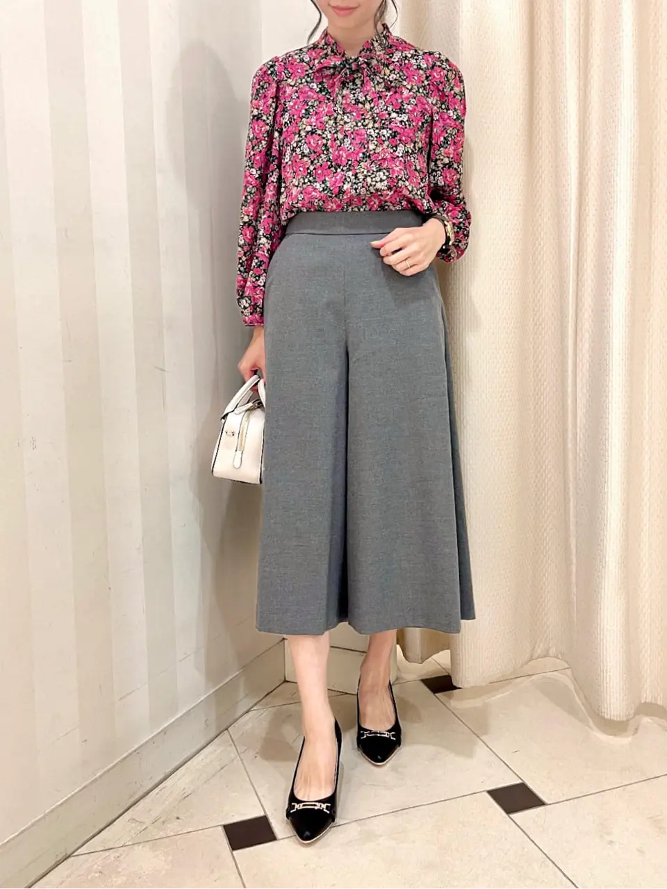 組曲 金井 コーディネート画像