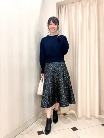 組曲 金井 コーディネート画像