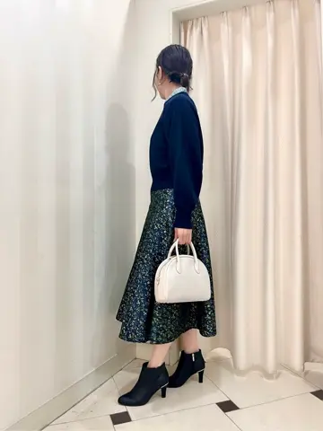 組曲 金井 コーディネート画像