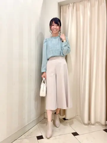 組曲 金井 コーディネート画像