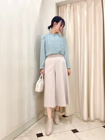 組曲 金井 コーディネート画像