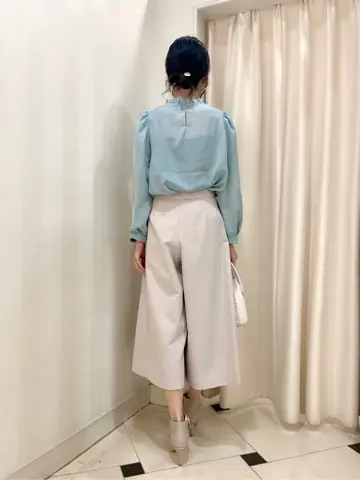 組曲 金井 コーディネート画像