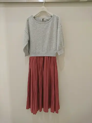 組曲 岡 コーディネート画像