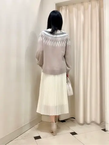 組曲 金井 コーディネート画像