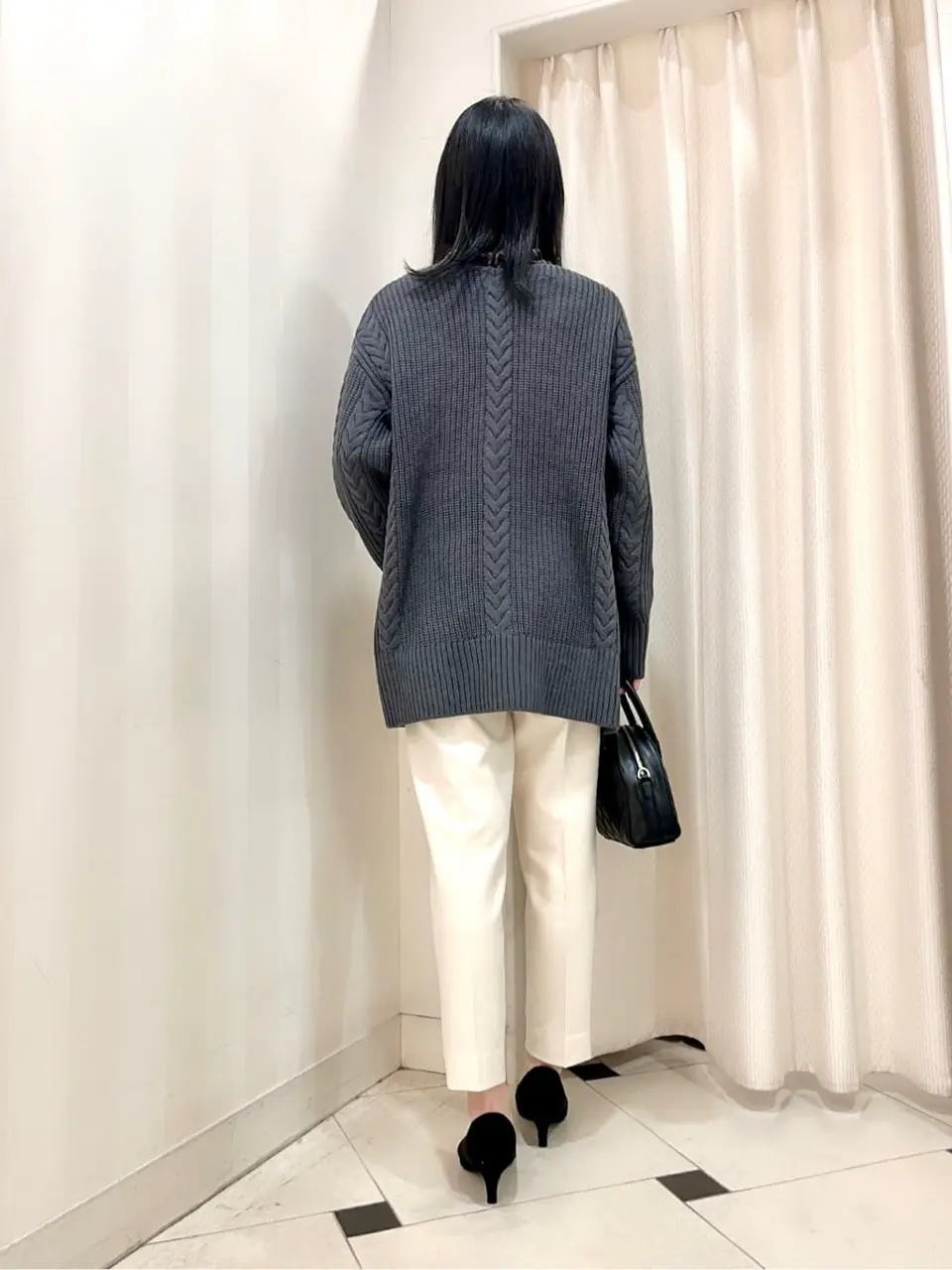 組曲 金井 コーディネート画像