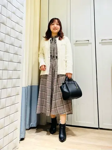 組曲 KATO コーディネート画像