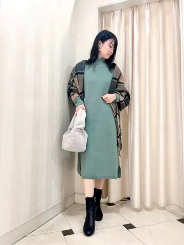 組曲 金井 コーディネート画像