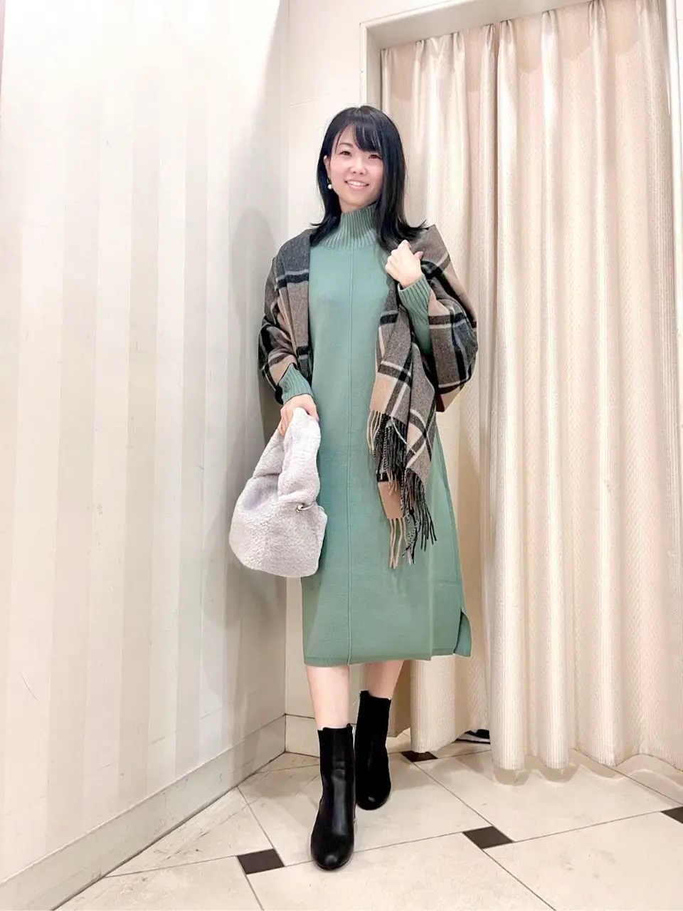 組曲 金井 コーディネート画像