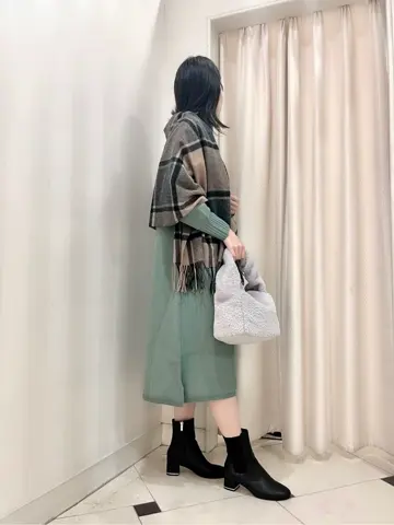 組曲 金井 コーディネート画像