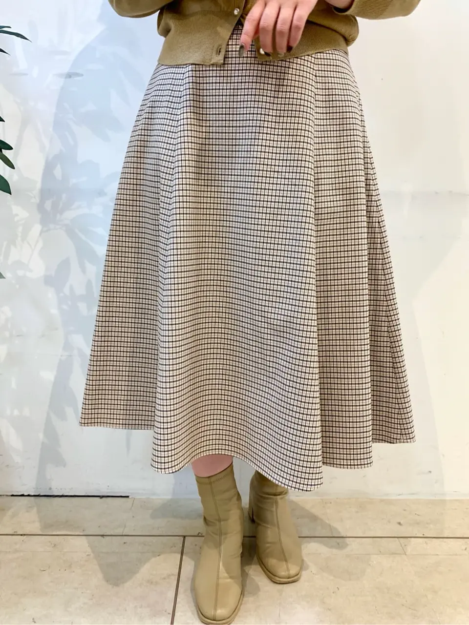 組曲 石井 コーディネート画像