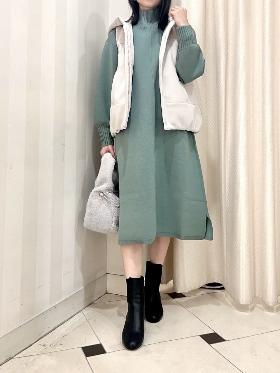 組曲 金井 コーディネート画像