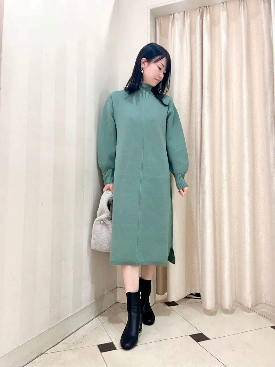 組曲 金井 コーディネート画像