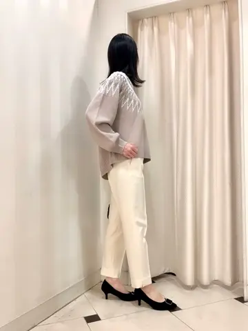 組曲 金井 コーディネート画像