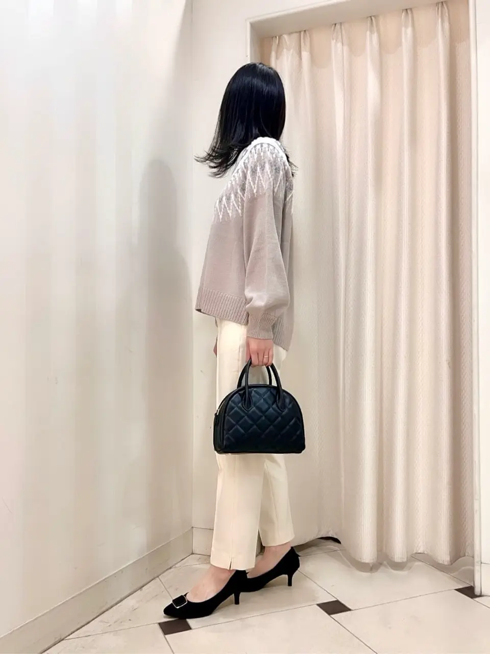 組曲 金井 コーディネート画像