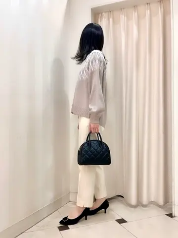 組曲 金井 コーディネート画像