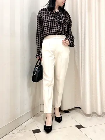 組曲 金井 コーディネート画像