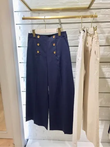 組曲 中山 コーディネート画像