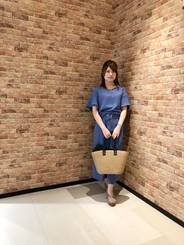 組曲 スタッフ コーディネート画像