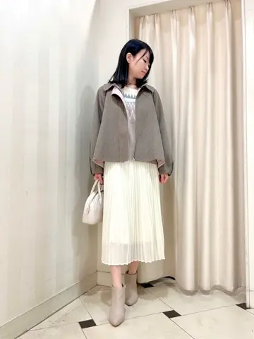 組曲 金井 コーディネート画像