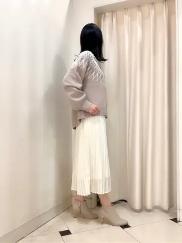 組曲 金井 コーディネート画像