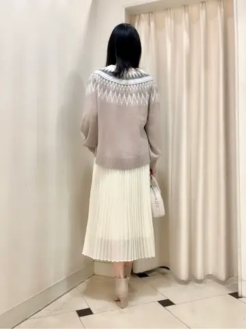 組曲 金井 コーディネート画像