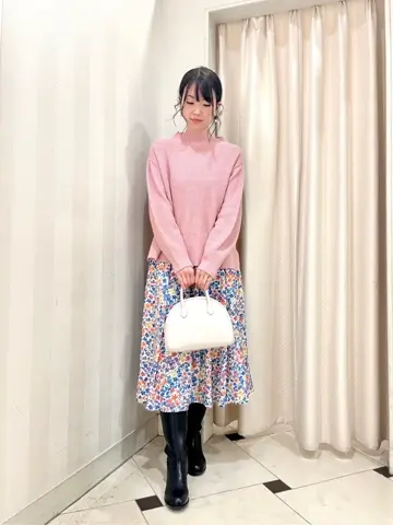 組曲 金井 コーディネート画像