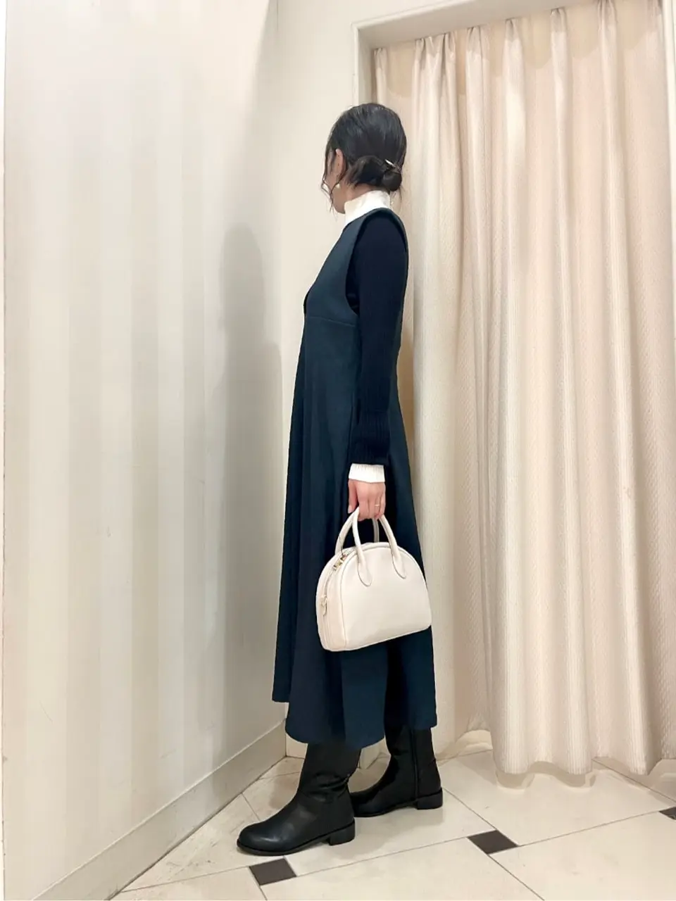 組曲 金井 コーディネート画像