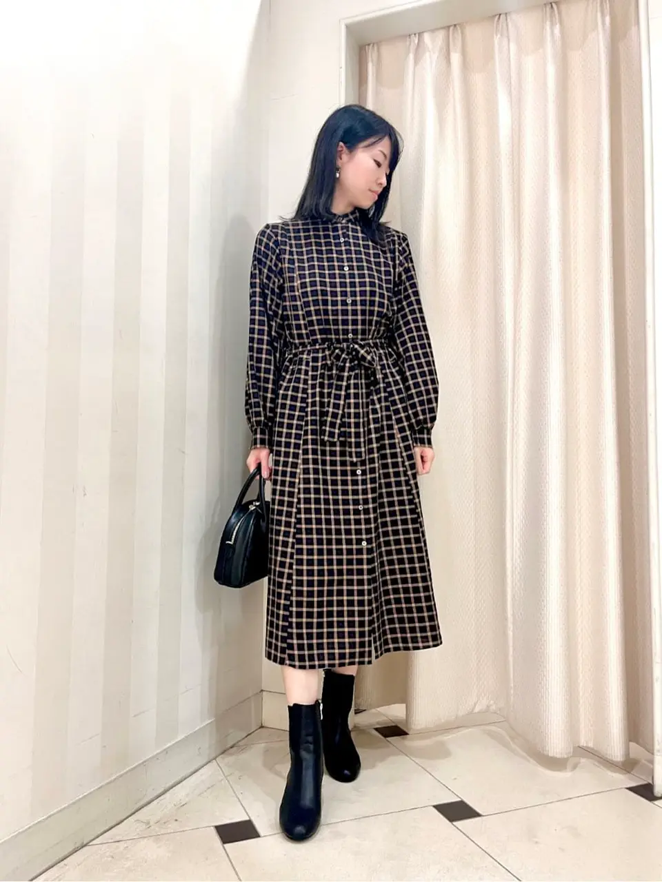 組曲 金井 コーディネート画像