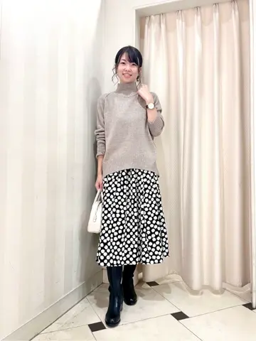 組曲 金井 コーディネート画像