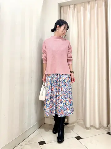 組曲 金井 コーディネート画像