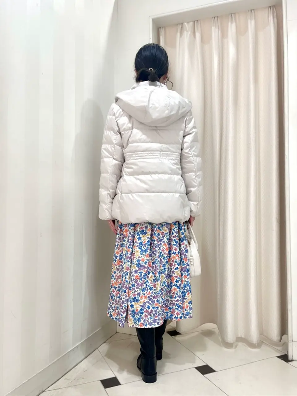 組曲 金井 コーディネート画像