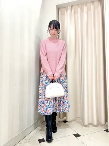 組曲 金井 コーディネート画像